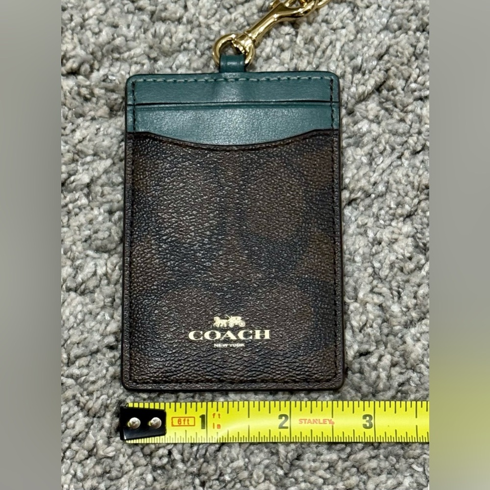 Coach ID Lanyard-Signature Canvas-Green Accent - Picture 6 of 7